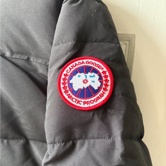 Canada Goose Jacket - Picture 2 of 8
